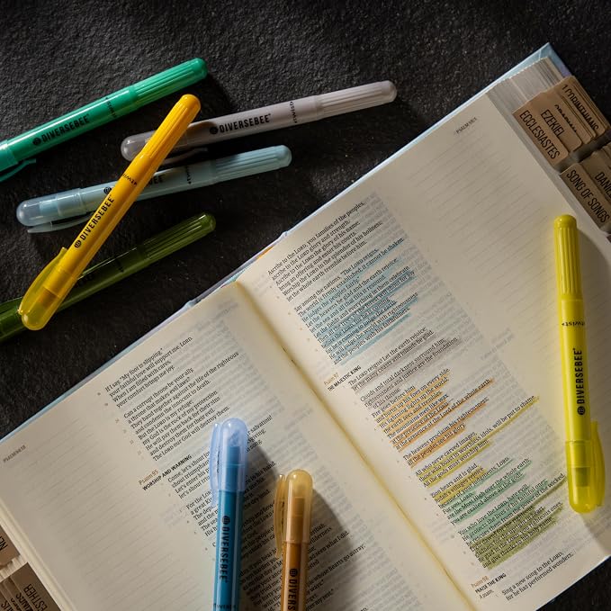 DIVERSEBEE Bible Highlighters and Pens No Bleed, 8 Pack Assorted Colors Gel - Image 3